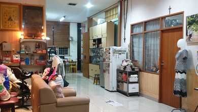 Turun Harga! Rumah dan Ruko untuk Ruang Usaha di Mainroad Peta