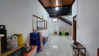 Rumah Dijual di Kopo, Bandung, LB 208m², Harga Terbaik!