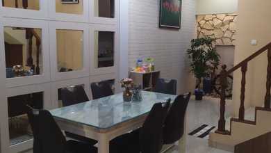 Jual Rumah Strategis di Cikutra, Bandung - LT 104m²