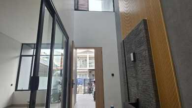 Rumah Mewah di Kawasan Bandung Kota, Bandung, LB 171m², Harga 3,2 Miliar
