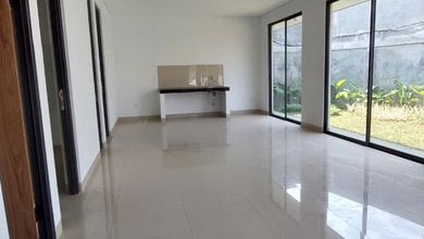 Kesempatan Eksklusif, rumah Mewah di Kopo, Bandung, LB 185m²