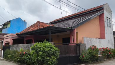 Rumah Favorit di Margaasih, Bandung, 5 KT, Harga 1 Miliar