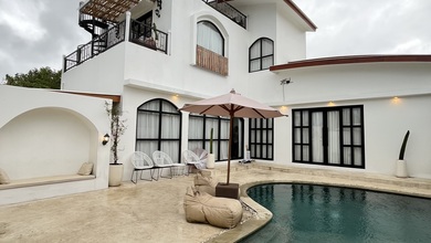 Rumah Area Premium Jimbaran, Badung - Harga Terbaik 9 Miliar