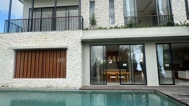 Rumah Premium Luas 389 Jual di Canggu, Badung