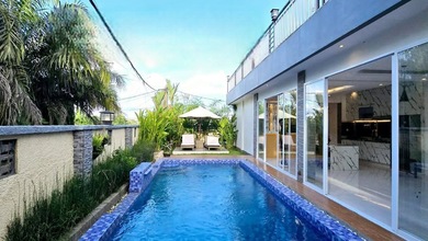 Yearly Rent Villa With Beach View In Ungasan Bali
