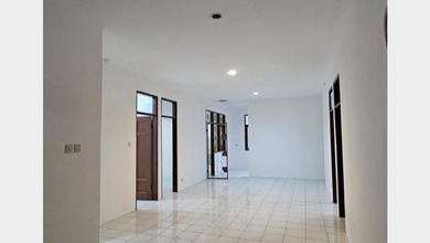 Properti Siap Pakai di Kawasan Tegalega, Bandung, LT 189m²