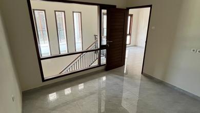 Jual Rumah Strategis di Sesetan, Denpasar - LT 136m²