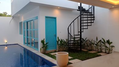 Villa Santorini Style di Ungasan Siap Huni
