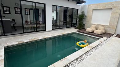 FOR RENT VILLA BARU 4BR PRIVAT POOL KAWASAN TENANG DEKAT PANTAI KEDUNGU 