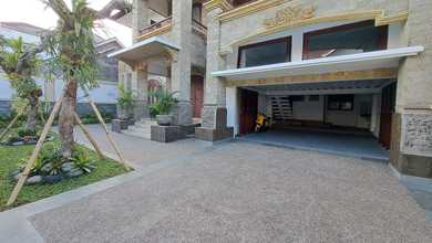Hunian Elegan di Renon, Denpasar, 5 KT, LT 500m²