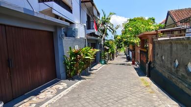 Rumah Sewa Murah Lokasi Denpasar Barat, Denpasar, LB 135m²