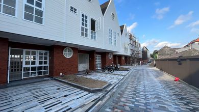 Rumah Dijual di Kerobokan, Badung, LB 72m², Harga Kompetitif!