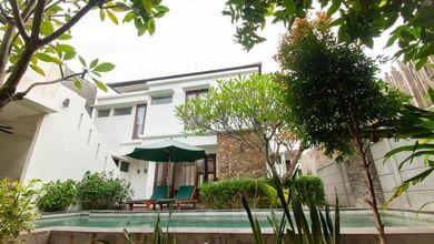 VILLA READY 3BR BIG POOL SANGAT TENANG LOKASI STARTEGIS DI UMALAS