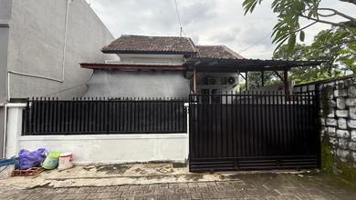 Kesempatan Rumah di Denpasar Utara, Denpasar, LB 45m², Harga 1,6 Miliar