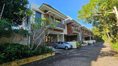 Jual Rumah Megah LT 172 m2 Area Uluwatu, Badung