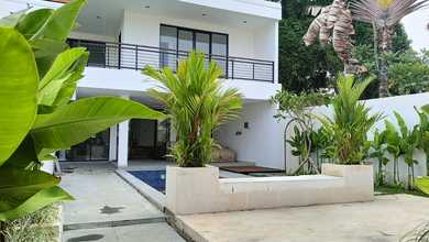 For Sale rumah Mewah di Sanur, Denpasar - LT 330m²