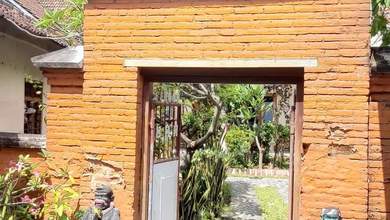 FOR SALE HOTEL STYLE BALI DI JALAN UTAMA SINGARAJA DEKAT LOVINA