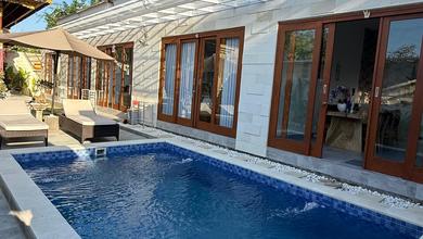FOR SALE VILLA MODERN 4BR BEST INVESTASI DEKAT PANTAI NUSA DUA 