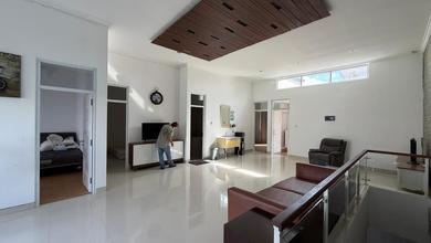 Rumah Semi Villa Siap Huni Sangat Bagus 4Br di Kawasan Jimbaran