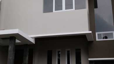 Kesempatan Rumah di Pondok Hijau, Bandung, LB 180m², Harga 2,4 Miliar