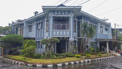 Hunian Elite di Kawasan Regol, Bandung, LB 400m², Harga 6,5 Miliar