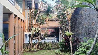 Jual Rumah 400 area Ciumbuleuit, Bandung