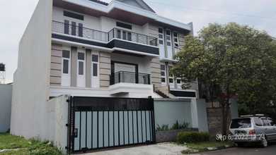 Rumah Modern Luas 375 Jual area Batununggal, Bandung