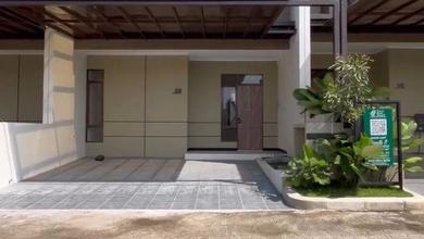 Rumah Siap Pakai di Area Taman Kopo Indah, Bandung, LT 112m²