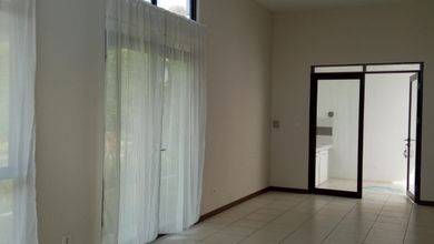Rumah Modern di Kota Baru Parahyangan, Bandung, Luas 70 m2