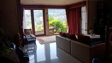 Kesempatan Rumah di Dago Pakar, Bandung, LB 230m², Harga 2,5 Miliar