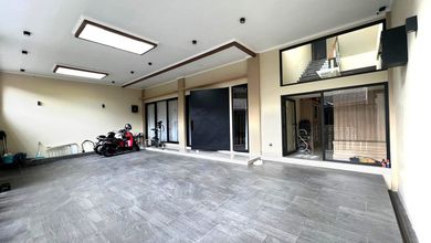 Kesempatan Langka, rumah Mewah di Regol, Bandung, LB 450m²