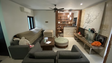 Rumah Siap Huni dengan LT m2 Semi Furnished