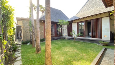 Rumah Mewah di Kawasan Renon, Denpasar, LB 223m², Harga 9 Miliar