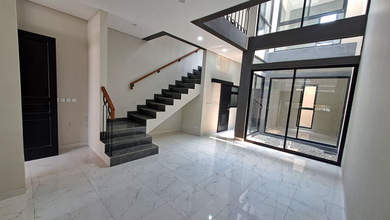 Promo Rumah di Serpong Villa Melati Mas, Tangerang Selatan, LB 132m², Harga 1,8 Miliar