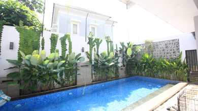 Rumah Elegan di BSD The Savia, Tangerang, 3 KT, LT 216m²