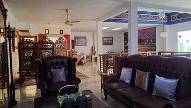 Rumah Elite di Kawasan Buah Batu, Bandung, LB 250m², Harga 7 Miliar