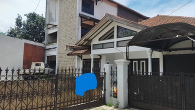 Jual Rumah Bagus Luas 387 m2 di Buah Batu, Bandung