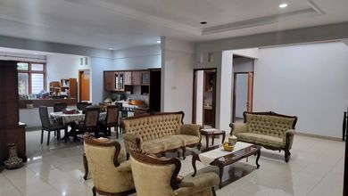 Kesempatan Langka, rumah Prestisius di Gunung Batu, Bandung, LB 450m²