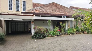 Disewakan Rumah Murah di Pajajaran, Bandung, LT 500m²