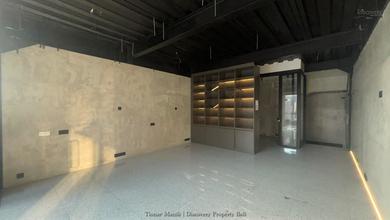 Shop For Rent In Berawa Canggu Bali - 3-Floor Strategic Shophouse