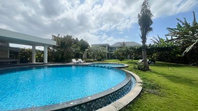 Villa Mewah Beachfront SHM 7 Kamar di Ketewel Ubud Gianyar Bali