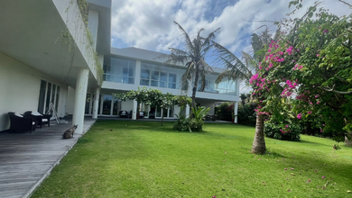 Luxury Beachfront Villa Bali For Sale In Ketewel Near Ubud - SHM