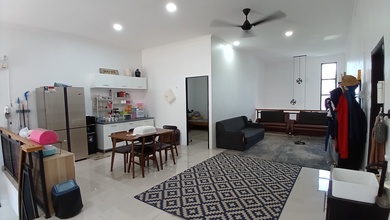 Hunian Mewah di Cijerah, Bandung, 6 Kamar Tidur, LT 277m²