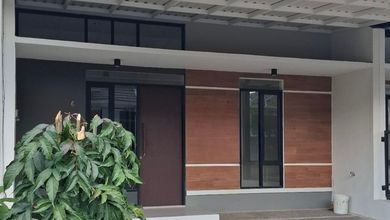 Rumah Sewa Nyaman Lokasi Taman Kopo Indah, Bandung, LB 126m²