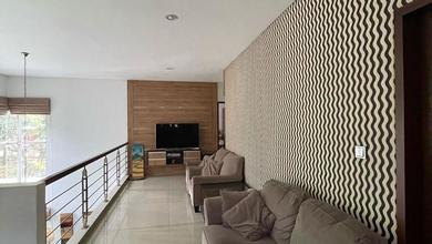 Rumah Mewah di Kawasan Margahayu, Bandung, LB 185m², Harga 3,1 Miliar