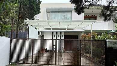 Rumah Sewa Nyaman Lokasi Setra Duta, Bandung, LB 350m²