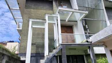 Hunian Elegan di Tubagus Ismail, Bandung, 66 KT, LT 500m²