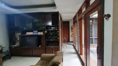 Hunian Mewah di Riau, Bandung, 4 Kamar Tidur, LT 405m²