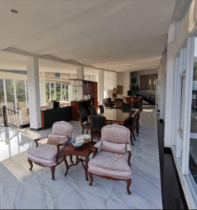 Rumah Elegan di Dago Pakar, Bandung, 4 Kamar Tidur, LT 1450m²