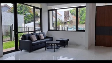 Kesempatan Rumah di Bojongloa Kidul, Bandung, LB 117m², Harga 2,2 Miliar